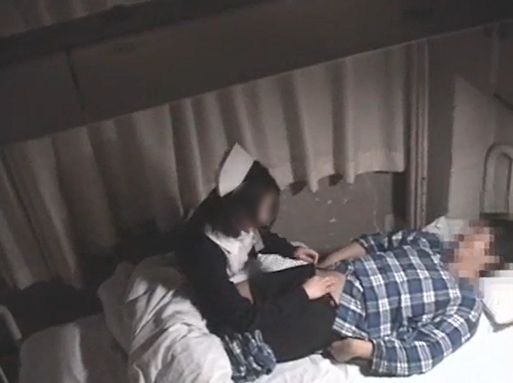 ナースと患者のセックス画像８